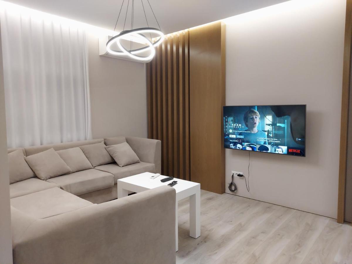 Luxurious Double Bedroom Suite Tirana Exterior photo